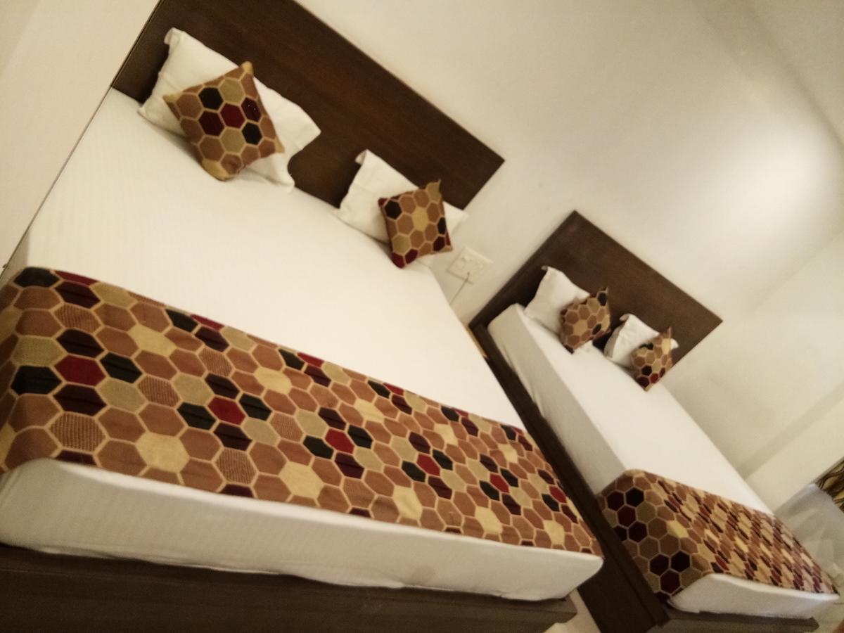 Hotel Delux Inn Agra  Eksteriør billede